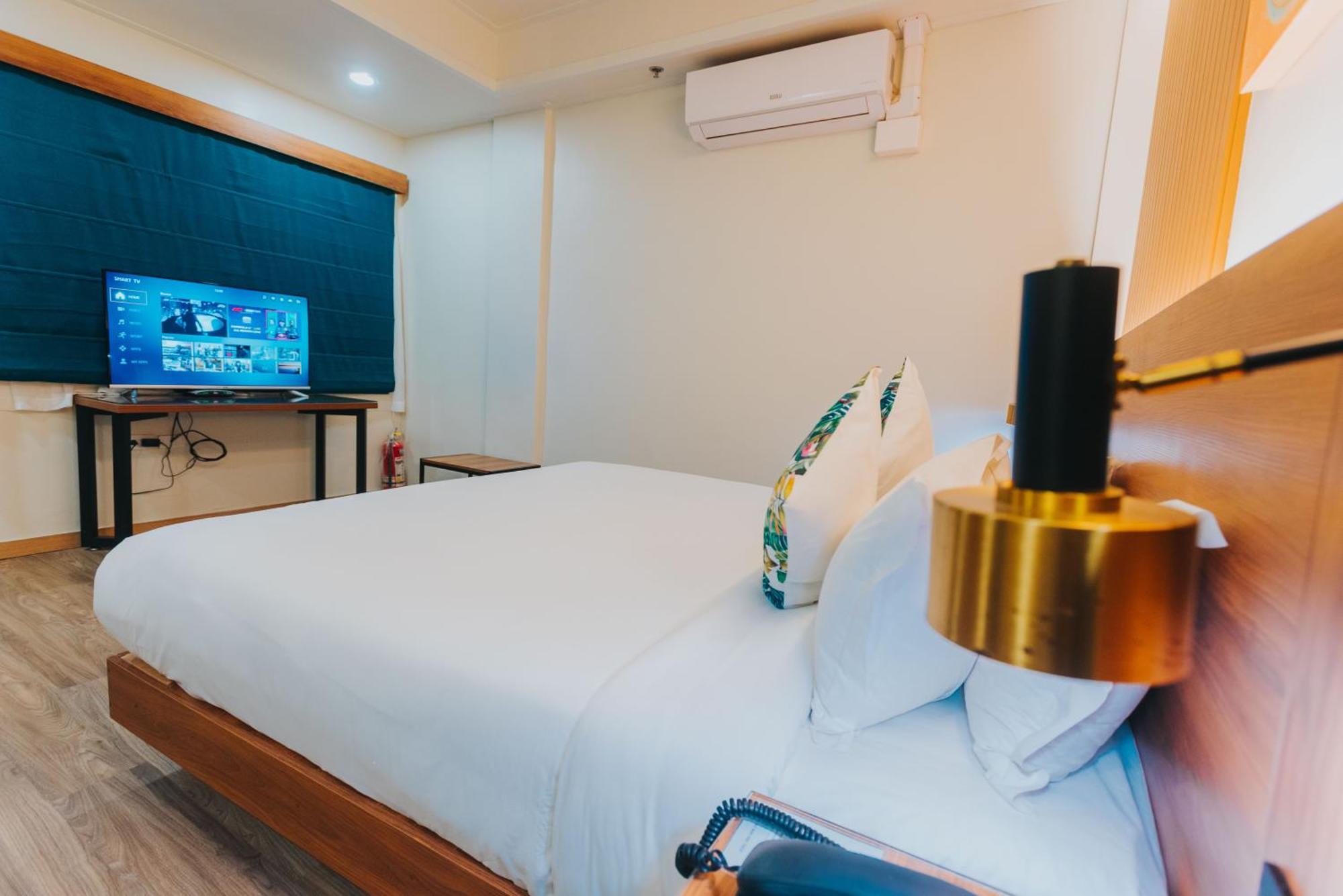 Surestay Studio By Best Western Clarkview Angeles City Exterior foto