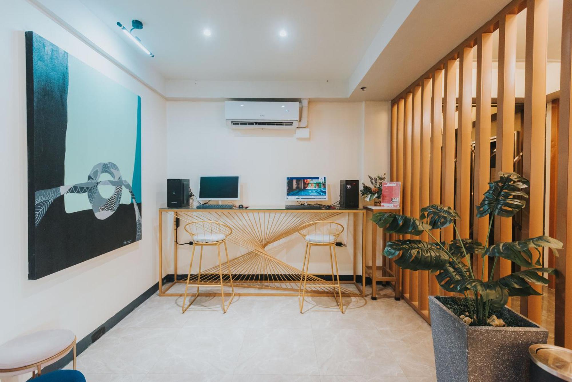 Surestay Studio By Best Western Clarkview Angeles City Exterior foto